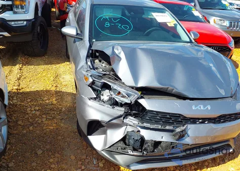 2023 Kia Forte Lxs from USA, damaged, VIN 3KPF24AD4PE641070